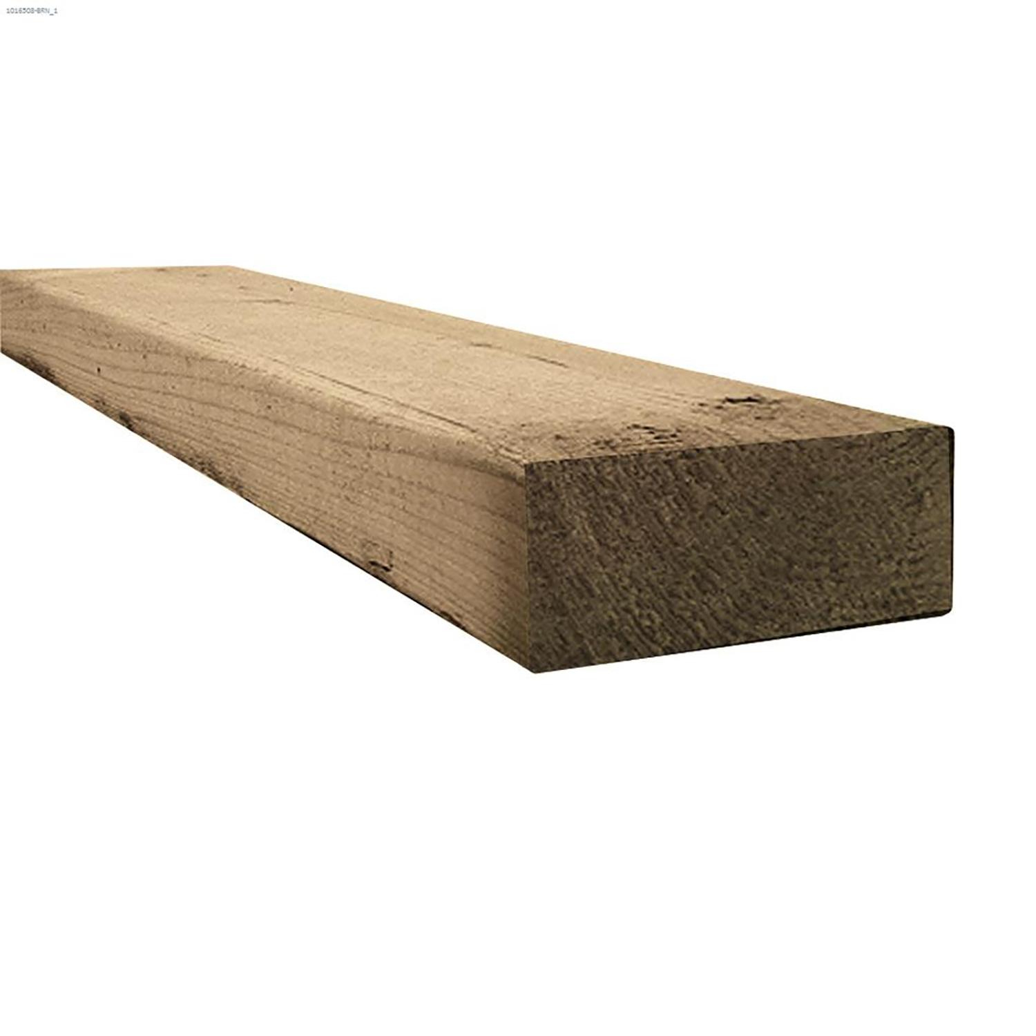 Bois traité sous pression de 2 x 4 x 16'
