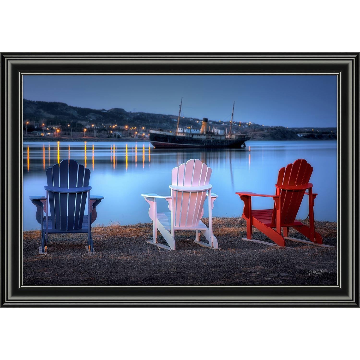 « Three Chairs Wreck » 24 x 36 po de Michael Garnier