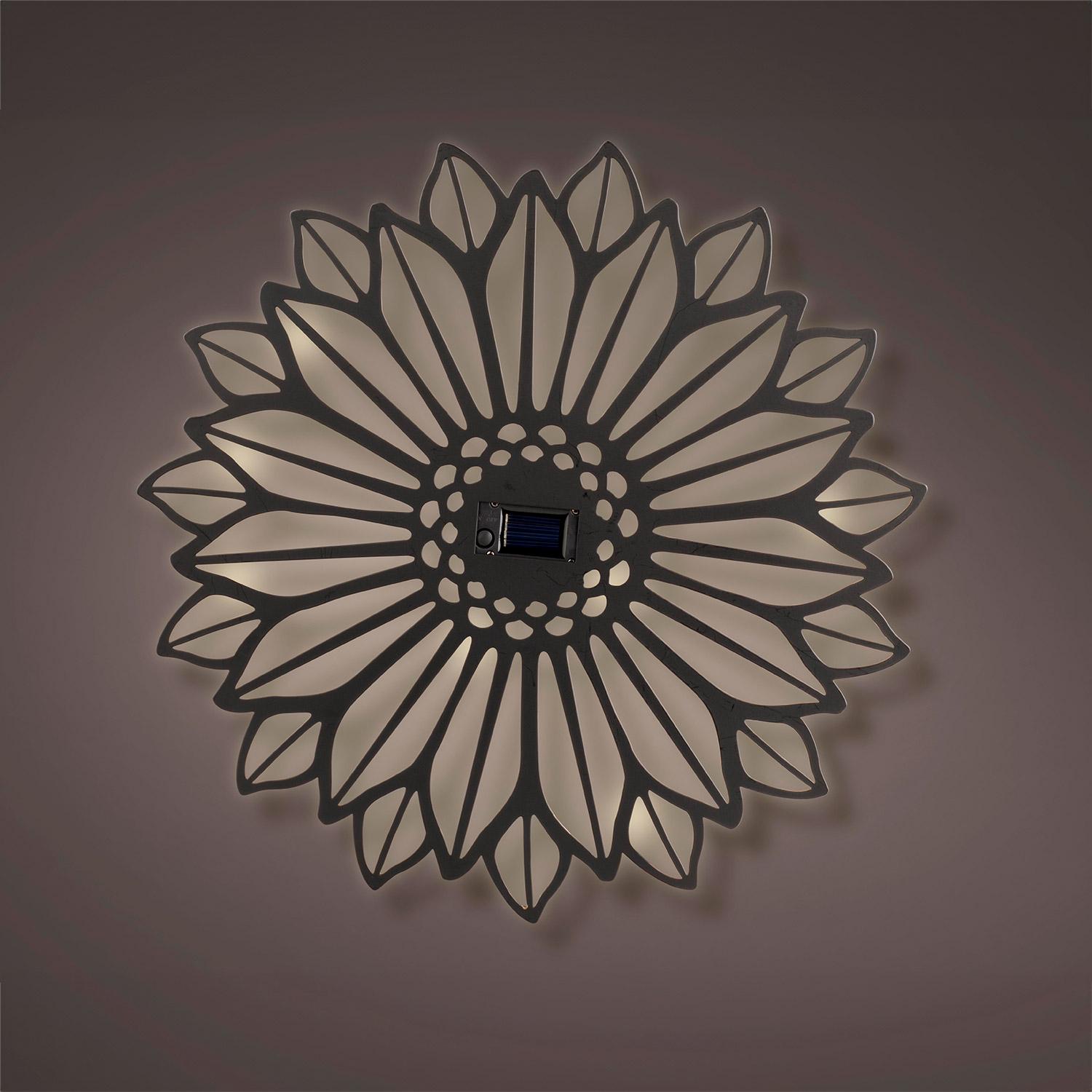 Flower LED Solar Backlit Wall Décor Iron