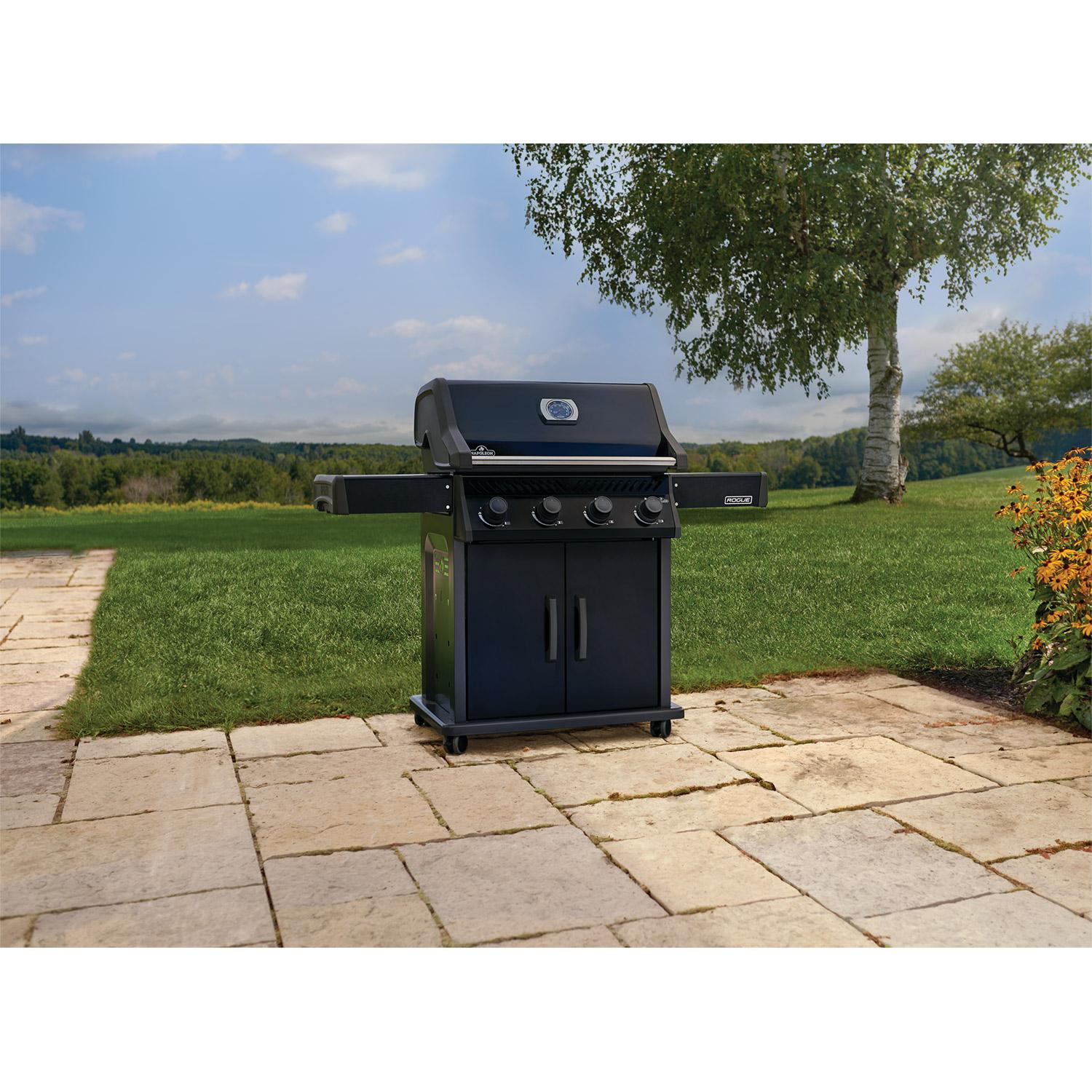 Rogue 525 Propane Gas Grill