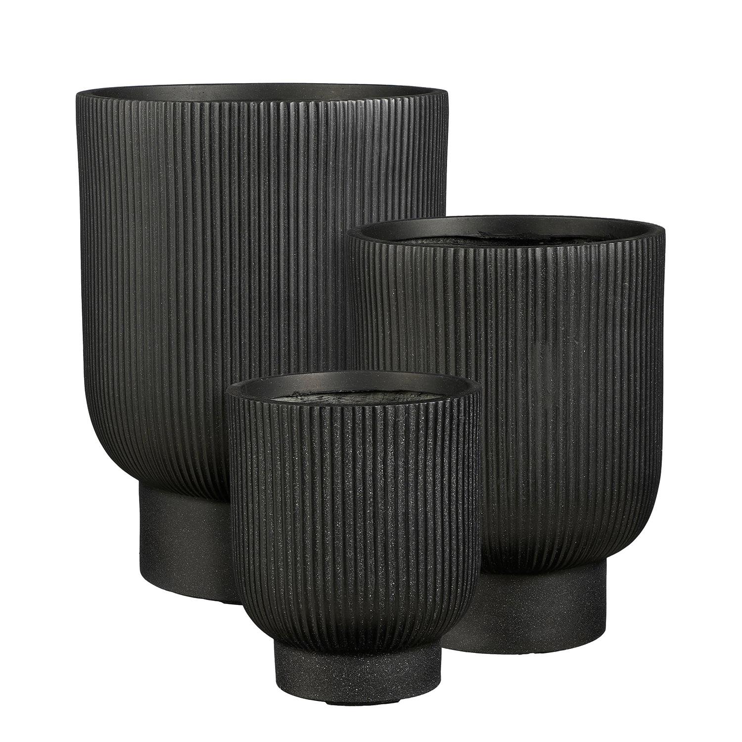 Nuovo Pot Tall Round Black 21" x 16"
