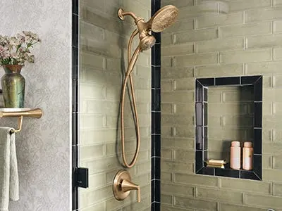 Robinets pour baignoire et douche image