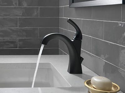 Robinets de lavabo à un trou image