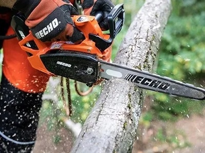 Chainsaws image